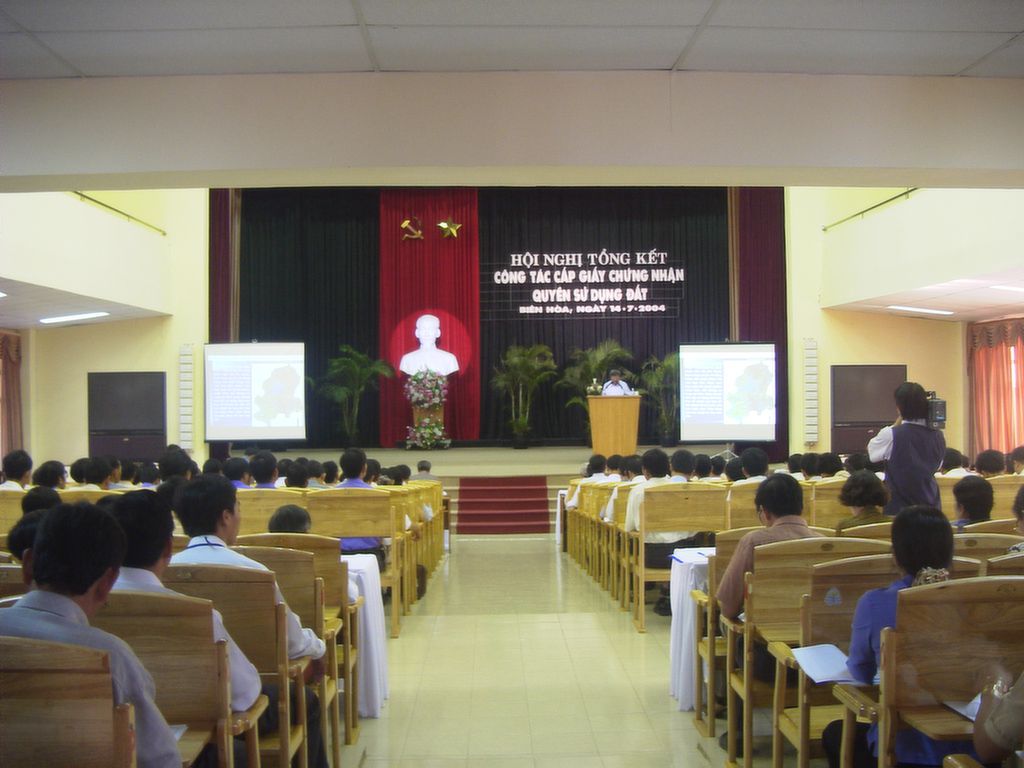 Phấn đấu hòan thành cơ bản công tác cấp giấy CNQSDĐ trên địa bàn toàn tỉnh